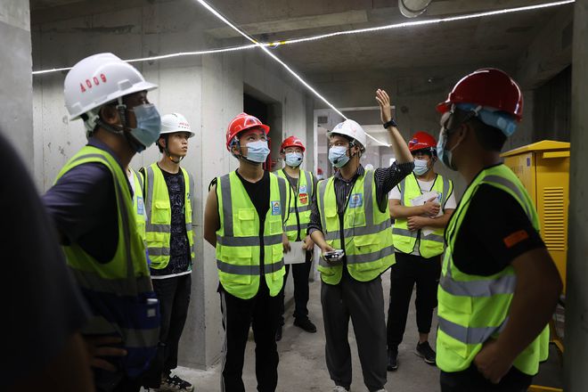 四大機器人現身工地，碧桂園以科技賦能安全生產與文明施工新標桿